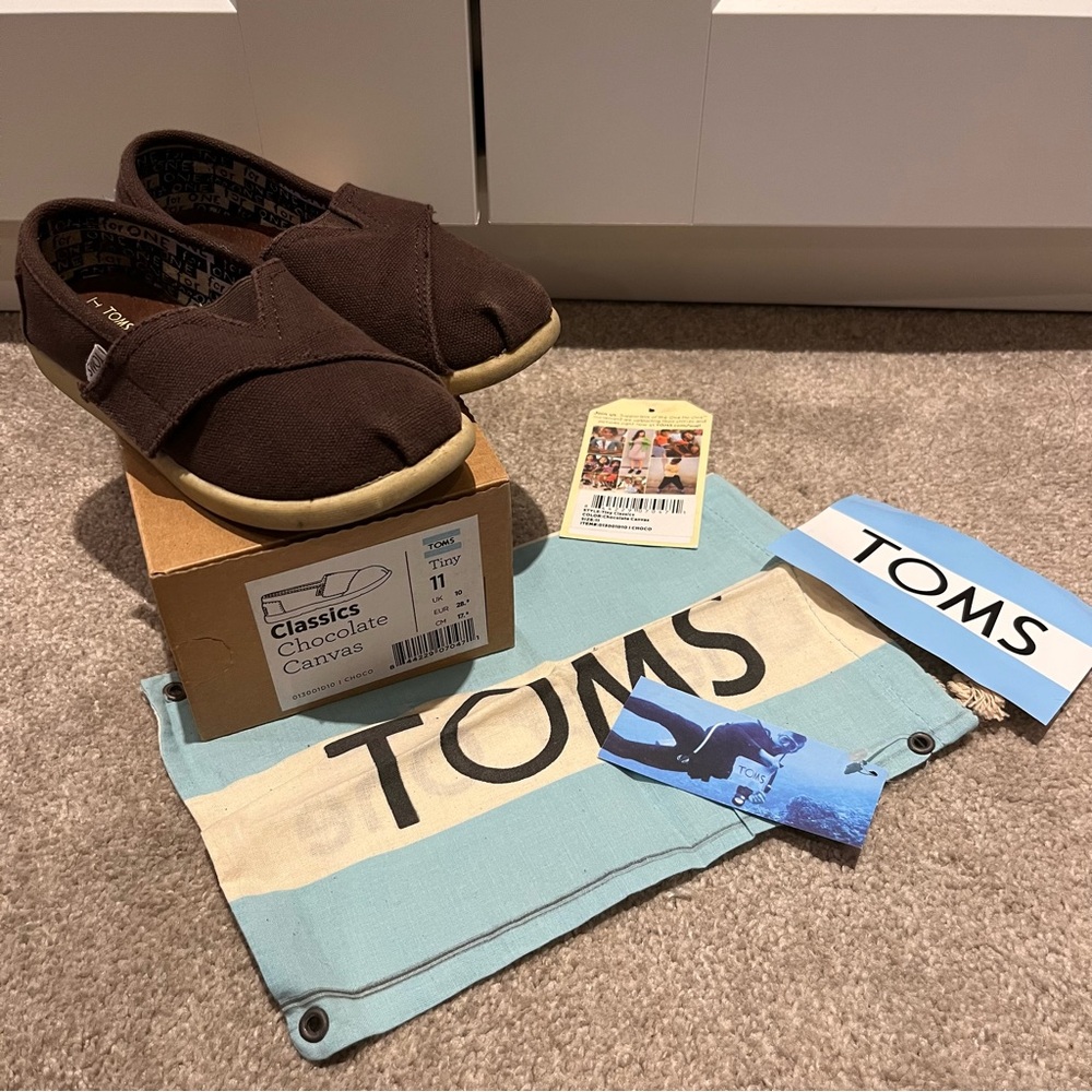 Tiny TOMS Classic chocolate canvas shoes